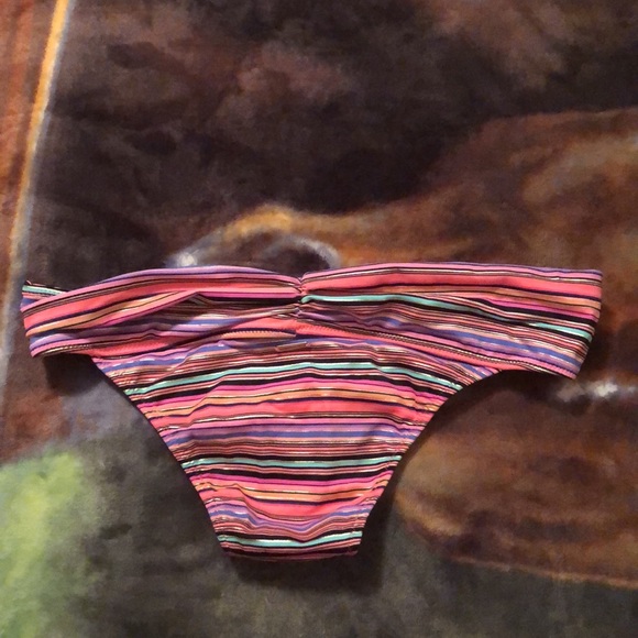 Victoria secret cheeky bikini bottom size XS - Picture 2 of 3